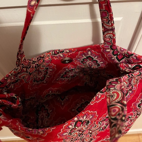 Vera Bradley small tote . - Picture 7 of 7